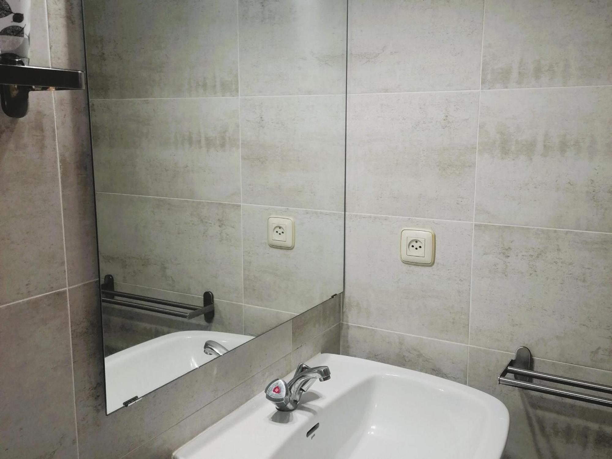 2166 Rocmar 1 4-C, Excelente Situacion Frente Al Puerto Pesquero Y Con Vista A La Bahia. Gran Terraza. Gran Parking Publico Delante. - Es-258-30 Apartment โรเซส ภายนอก รูปภาพ